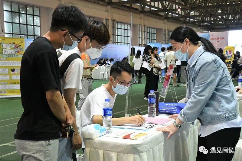 贛榆青口最新招聘動態(tài)及職業(yè)機(jī)會探討，贛榆青口最新招聘動態(tài)與職業(yè)機(jī)會解析