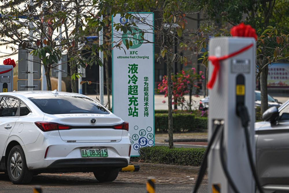 關(guān)于所謂的2024新澳門正版免費資本車的真相揭露——警惕網(wǎng)絡(luò)賭博陷阱，警惕網(wǎng)絡(luò)賭博陷阱，揭露所謂澳門正版免費資本車真相